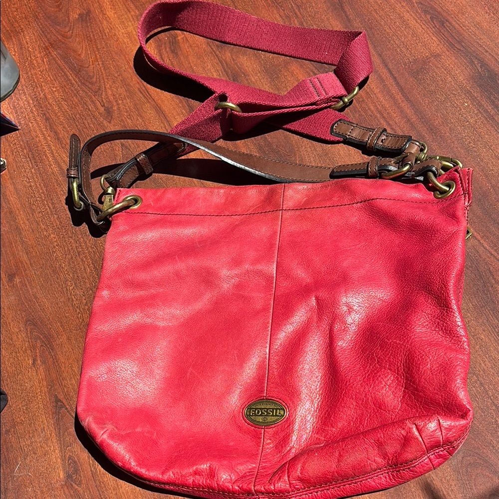 Fossil Red Crossbody Bag with Adjustable Strap